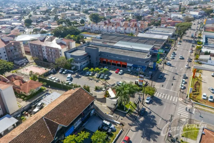 Sala Comercial Av. Brasília - Novo Mundo (Sala 06)