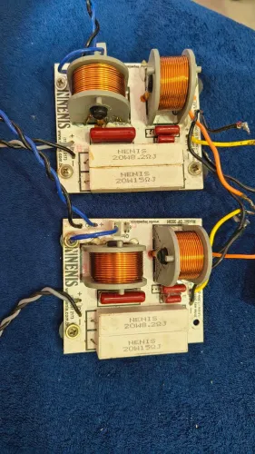 Par de divisores de frequência 3 vias 300w