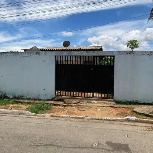 Casa no jardim nova esperança