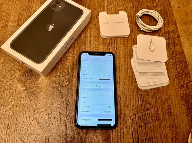 iPhone 11 Preto 128GB - Na Caixa com Acessórios