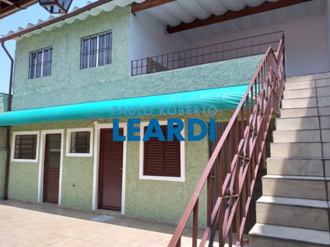 CASA ASSOBRADADA - SANTO AMARO - SP