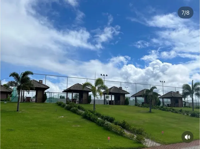 TERRENO NO CONDOMÍNIO VILLAS DE CARAPIBUS