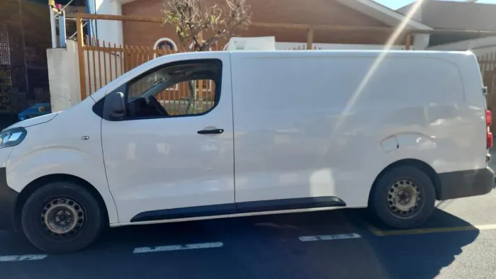Citroen Jumpy Furgão Pack 1.6 Turbo Diesel 2020