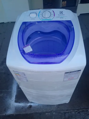 Máquina de lavar Electrolux 6.0 kg semi-nova 