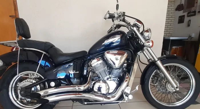 Shadow 600