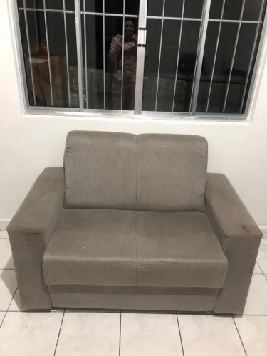 SOFÁ DOIS LUGARES R$ 200,00
