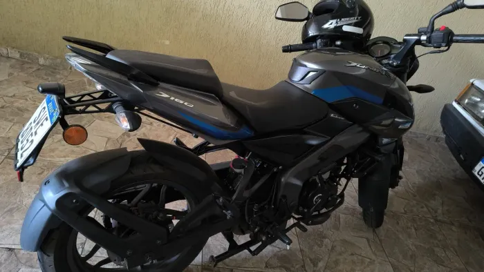 Moto Dominar 160 em excelente estado