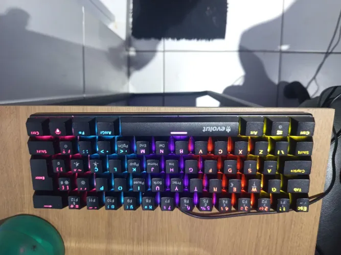 teclado evolut eg223 cypher 60%