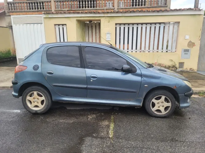 Peugeot 206 Presence 1.4/ 1.4 Flex 8V 5P 2007