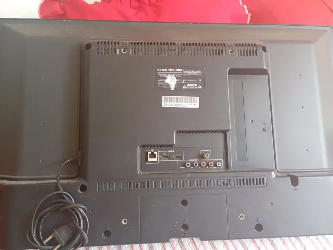 Vendo tv 32 polegadas com defeito na placa