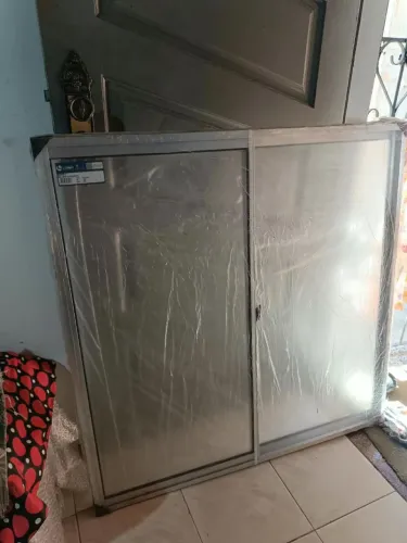 Vendo uma janela de alumínio de 1.00x1.00 Nova no precinho 