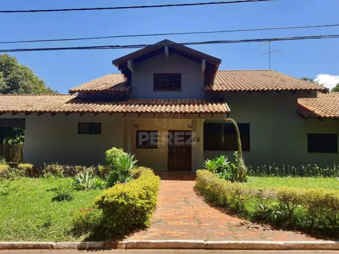 Sobrado no Condomínio Jardim das Paineiras