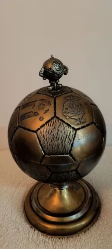 Troféu Copa do Mundo Fifa 82 Produto Oficial de Época Raro