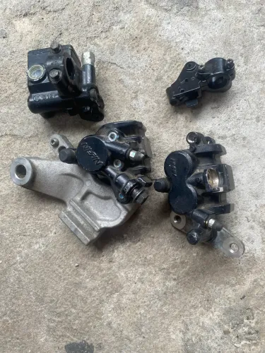 Peças para fazer e lander