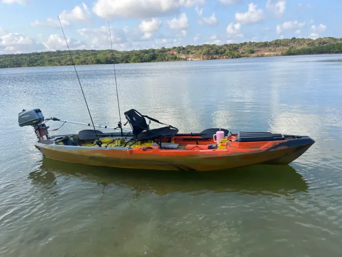 Caiaque açu 120 com motor 3HP (EXTRA)