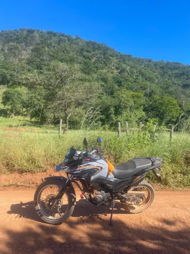 vendo xre190 valor mínimo baixo chama pv que combinamos