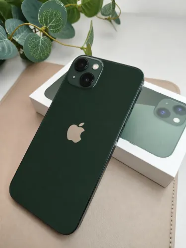 iPhone 13