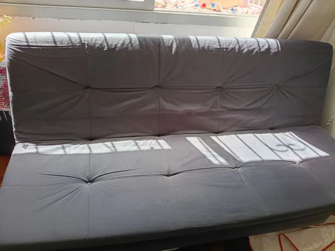 Vendo sofá cama semi novo