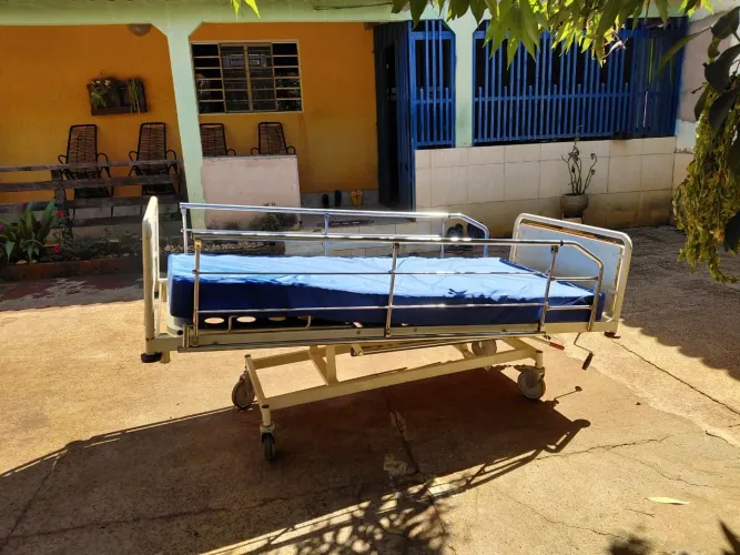 Cama hospitalar