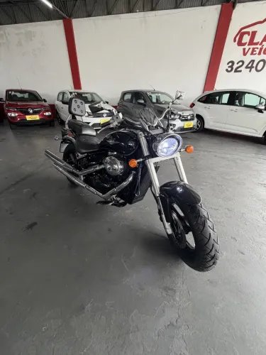 SUZUKI BOULEVARD M800