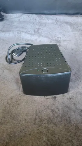 Estabilizador 1000VA Bivolt black