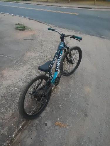 Vendo viking tuff 25 NOVO azul e preto 