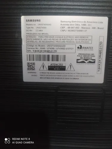 Smart 32 tela quebrada