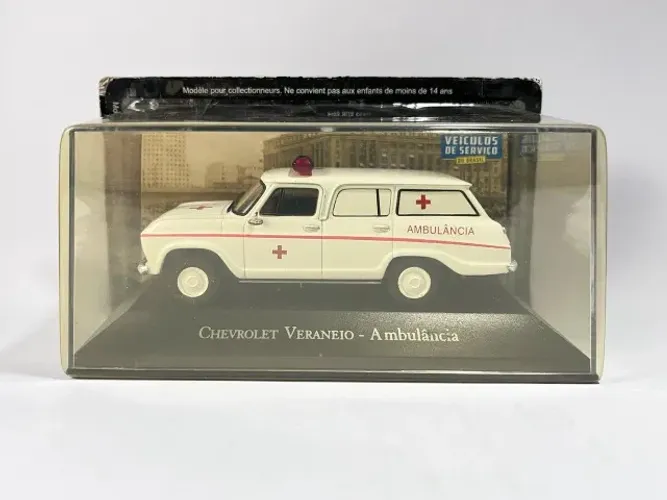 Miniatura Chevrolet Veraneio Ambulância Escala 1:43 Altaya - Veículos de Serviço do Brasil