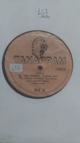 05 discos de vinil por 250 reais
