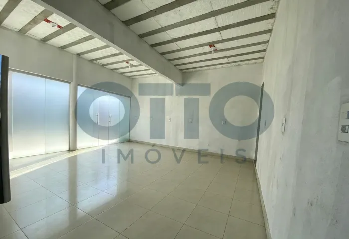 CASA COM PONTO COMERCIAL E TERRENO À VENDA NO ALTO DAS VILAS ARRAIAL DAJUDA |