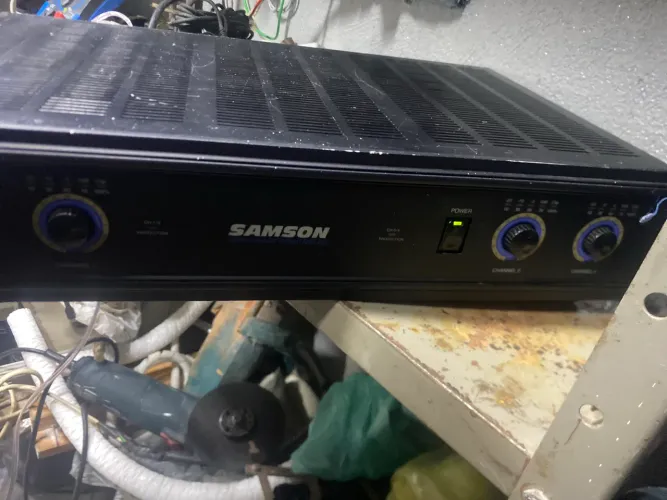 Amplificador de áudio samsom