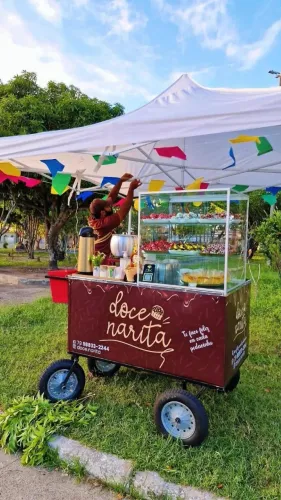 CARRINHO DE DOCES E AFINS... 