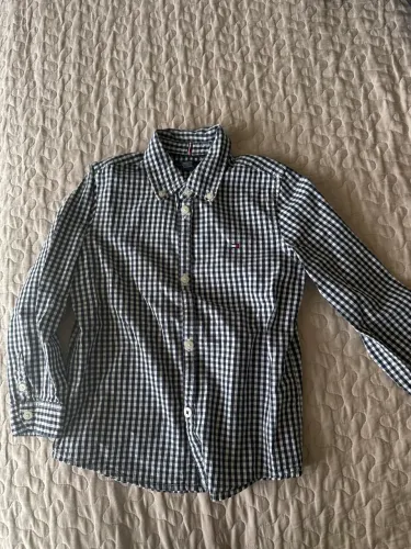 Camisa infantil Tommy