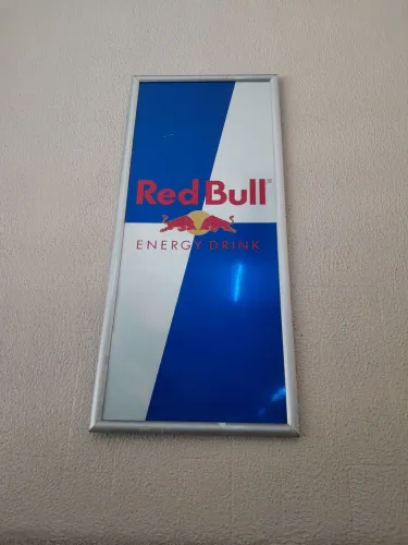 Quadro Red Bull