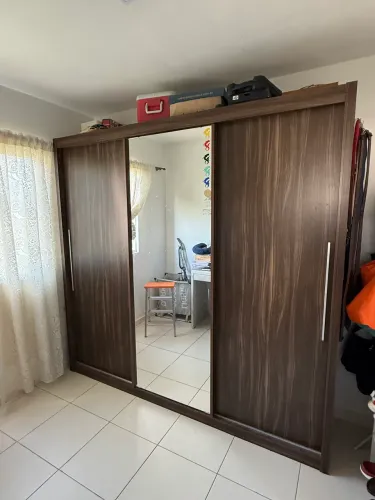 Vendo Guarda Roupa Casal