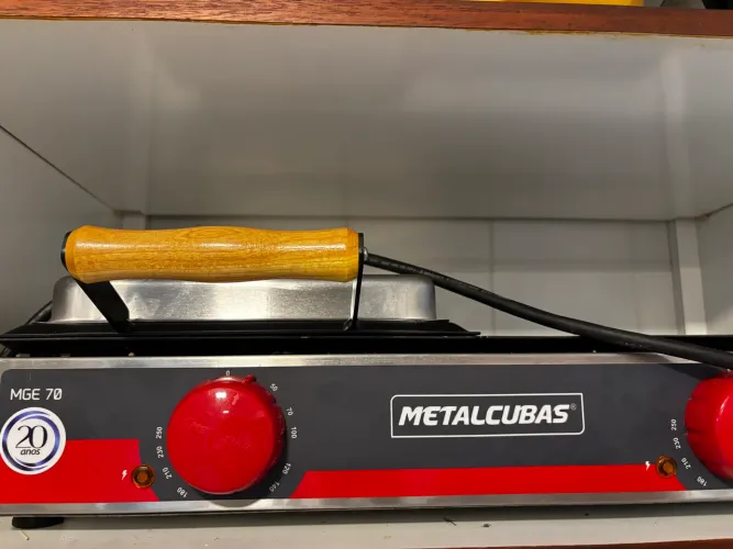 Chapa metal cubos
