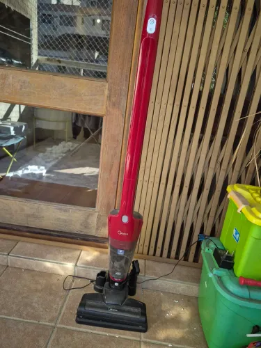 Vassoura elétrica midea