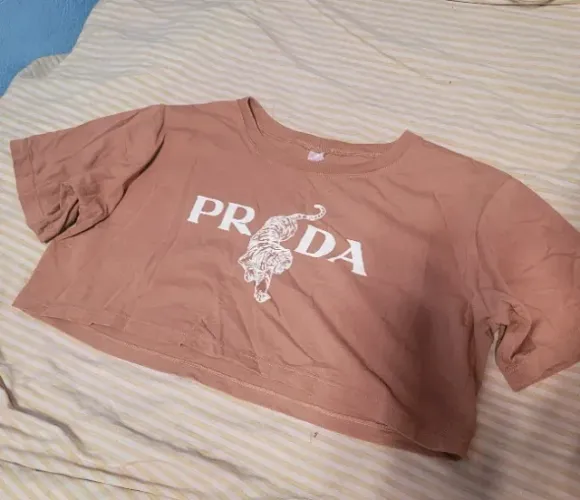 T-shirt marrom Prada
