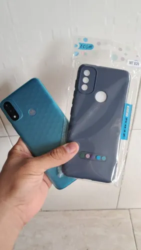 Celular Moto E20 azul