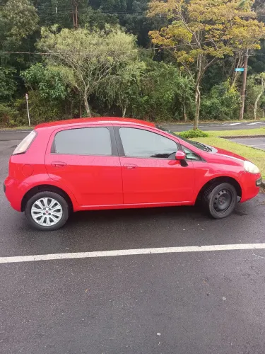 Fiat Punto Attractive 1.4 Fire Flex 8V 5P 2014