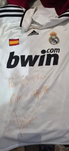 CAMISA REAL MADRID AUTOGRAFADA KAREMBEU