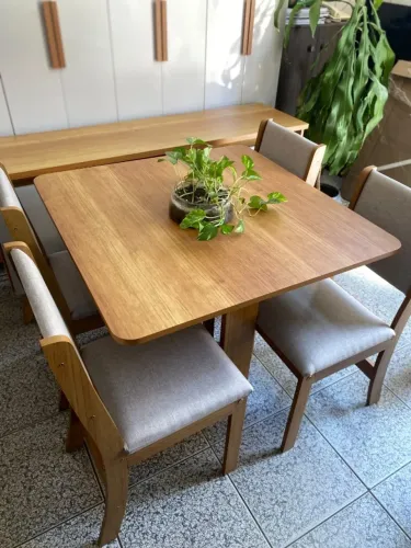 Mesa de Cozinha com 4 Cadeiras Novo, Entrego