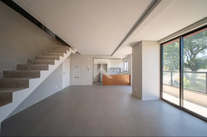 Cobertura com Vista Livre, 2 Suítes e 3 Vagas para Locação, 123 m² - Campina do Siqueira -