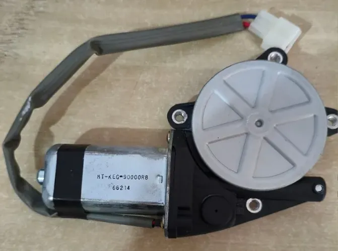 MOTOR DA MÁQUINA DO VIDRO ELÉTRICO UNIVERSAL DE 15V DO LADO ESQUERDO