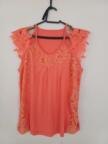 Camisa feminina - Tamanho M