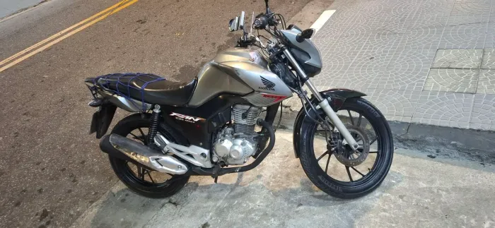 Honda CG Fan 160 Flex 2020/2021 - Excelente Estado e Pronta pra Rodar!