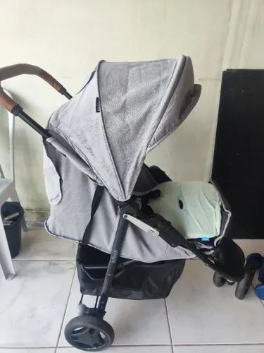 CARRINHO DE BEBÊ