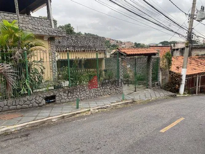 Casa com 4 dormitórios à venda, 400 m² por R$ 1.049.400,00 - Fátima - Niterói/RJ