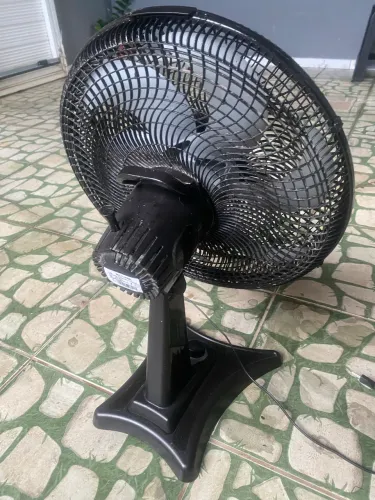 vende-se ventilador em bom estado
