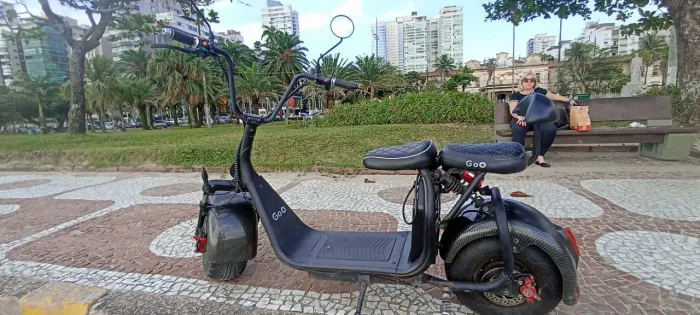 Moto elétrica X7 1500w<br>Com notinha<br>pneus novos